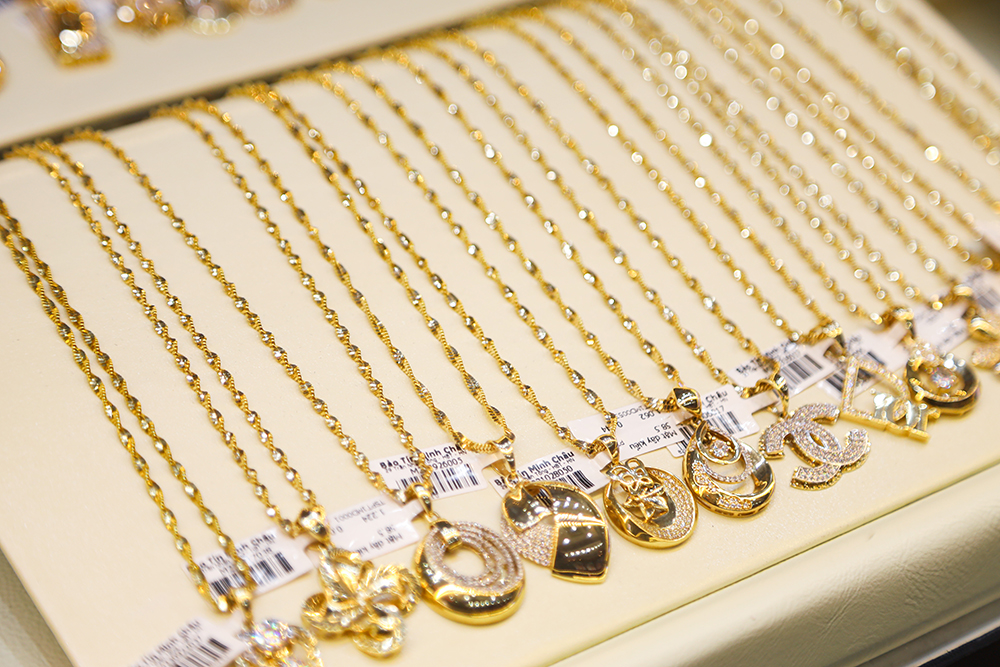 gia vang hom nay30062025 - Giá vàng hôm nay 30/6: Nguy cơ giảm tuần thứ hai liên tiếp